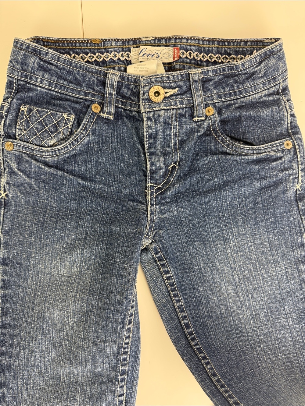 Levi's Girls Size 8 Bell Bottom Jeans Medium Wash Adjustable Waist Flare Denim - Picture 3 of 11
